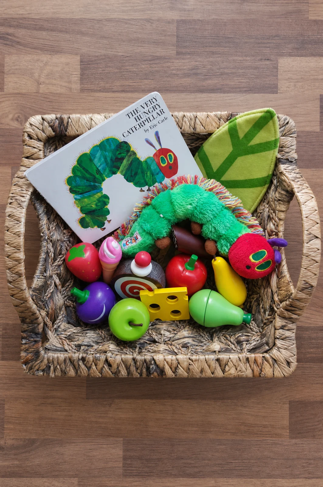 The Very Hungry Caterpillar Story Basket for Early Literacy